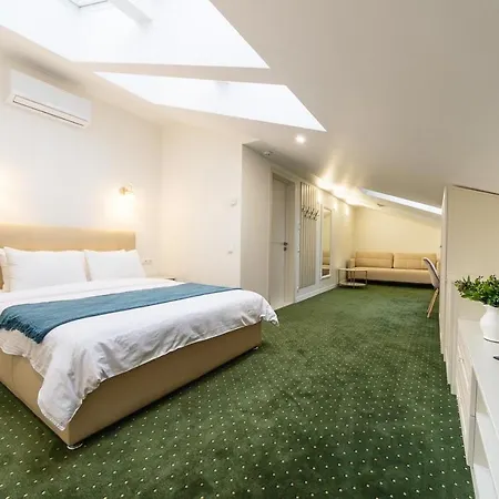 Story Inn Kyiv